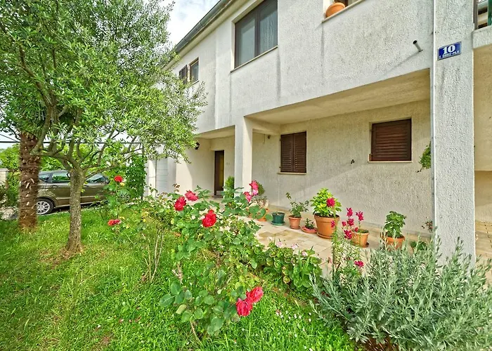 Apartman Crevatin *